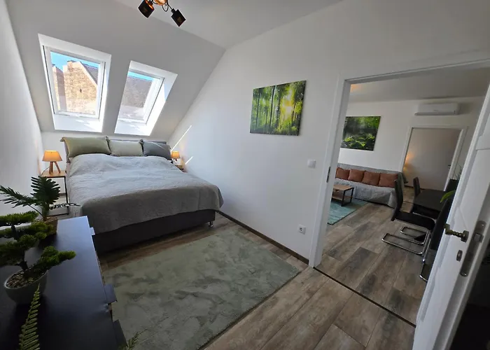 Rottenbiller Gardens 2